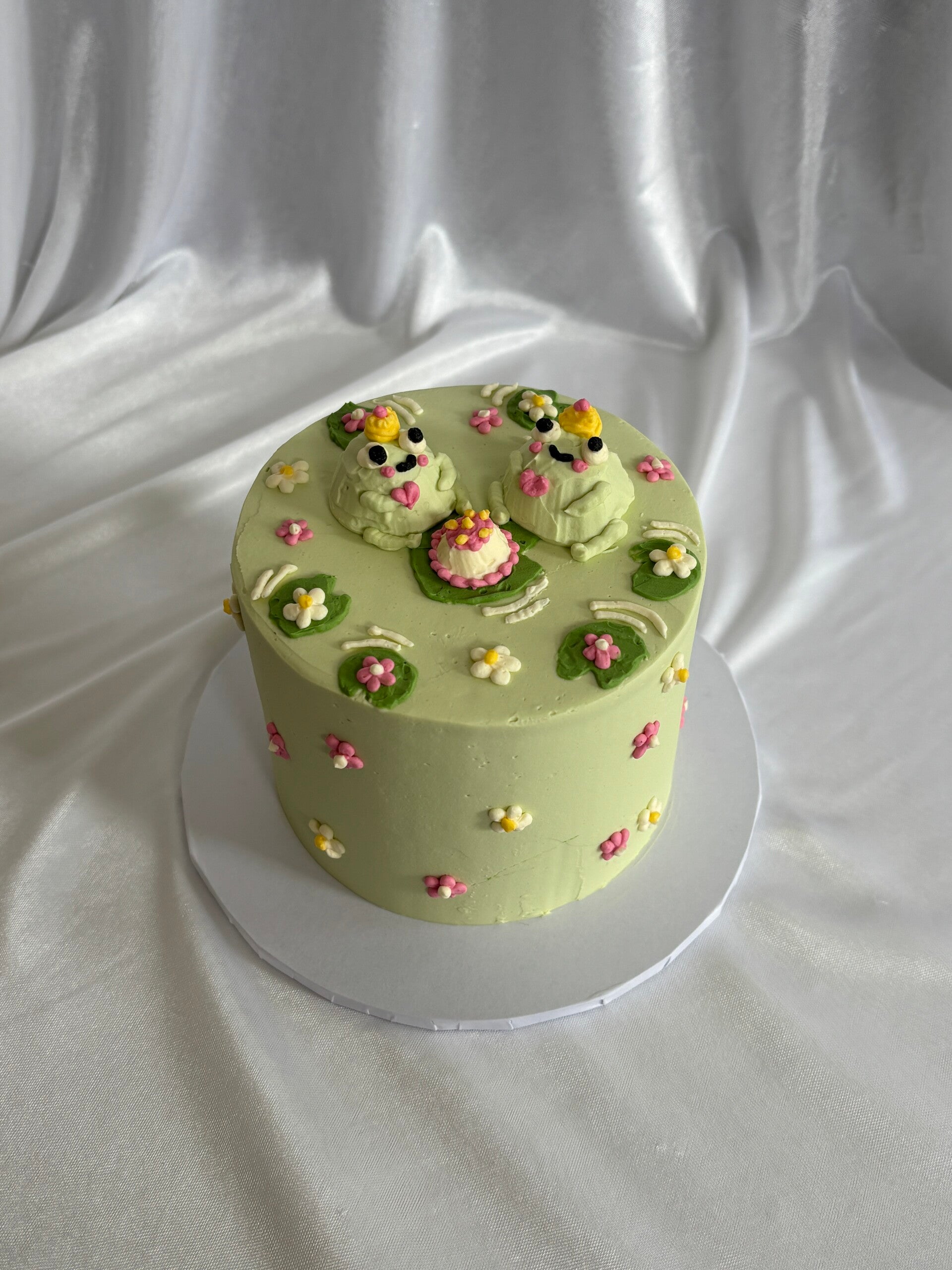 Froggie Cake