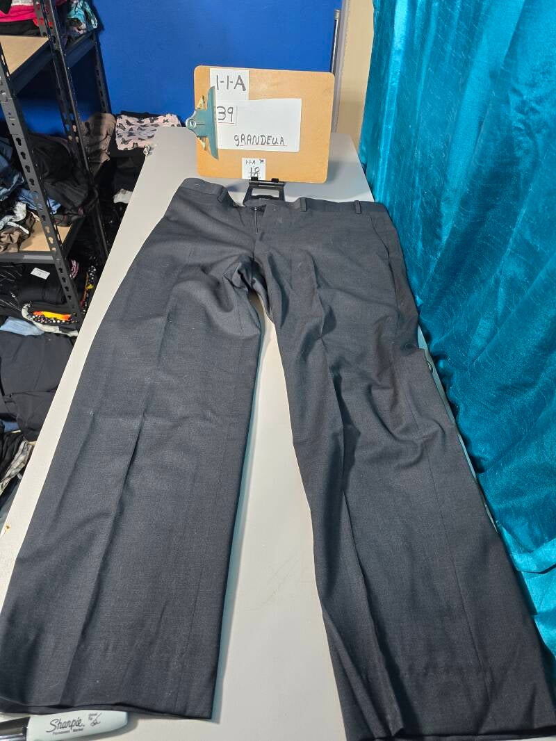 1-1-A-18 pantalon 39