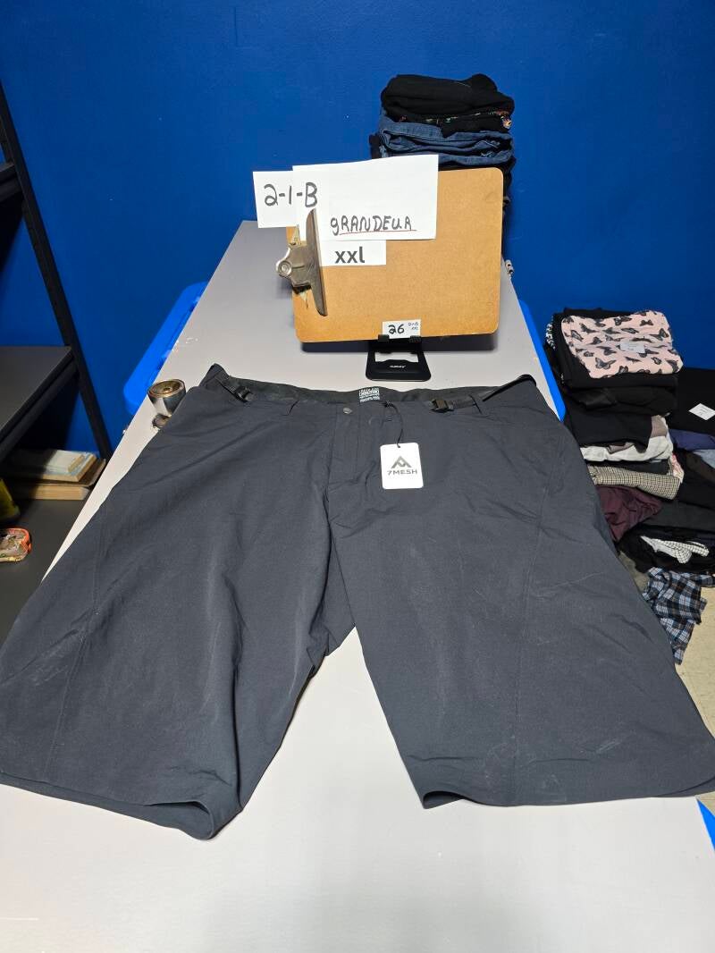 2-1-B 26 Pantalon XXL