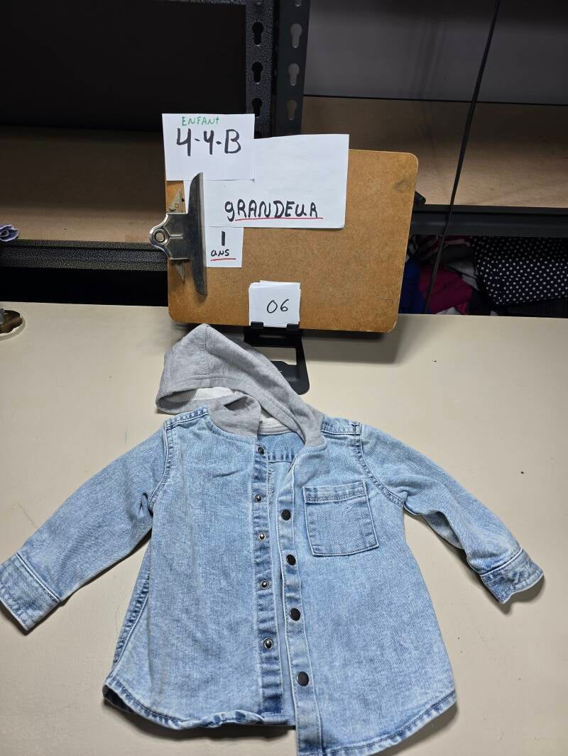 4-4-B 6  Enfant 1 Chandail 