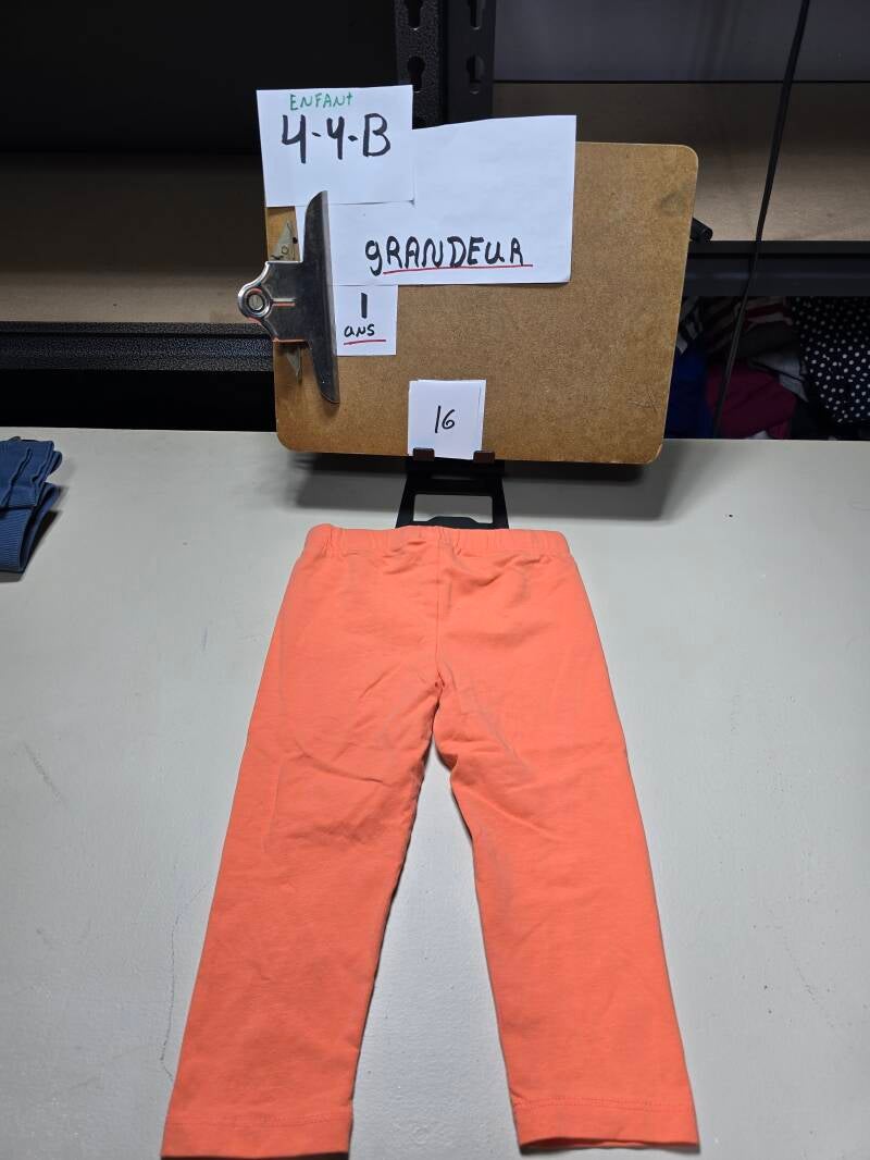 4-4-B 16  Enfant 1 Pantalon