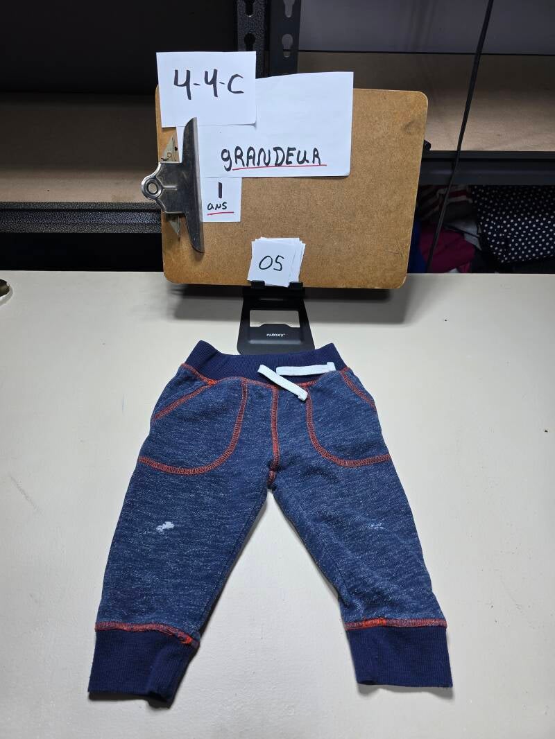 4-4-C 5  Enfant 1 Pantalon