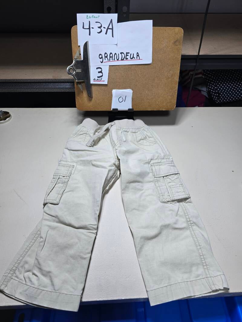 4-3-A 1  Enfant 3 Pantalon