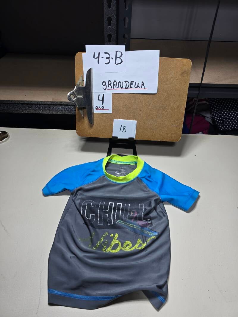 4-3-B 18  Enfant 4 Chandail