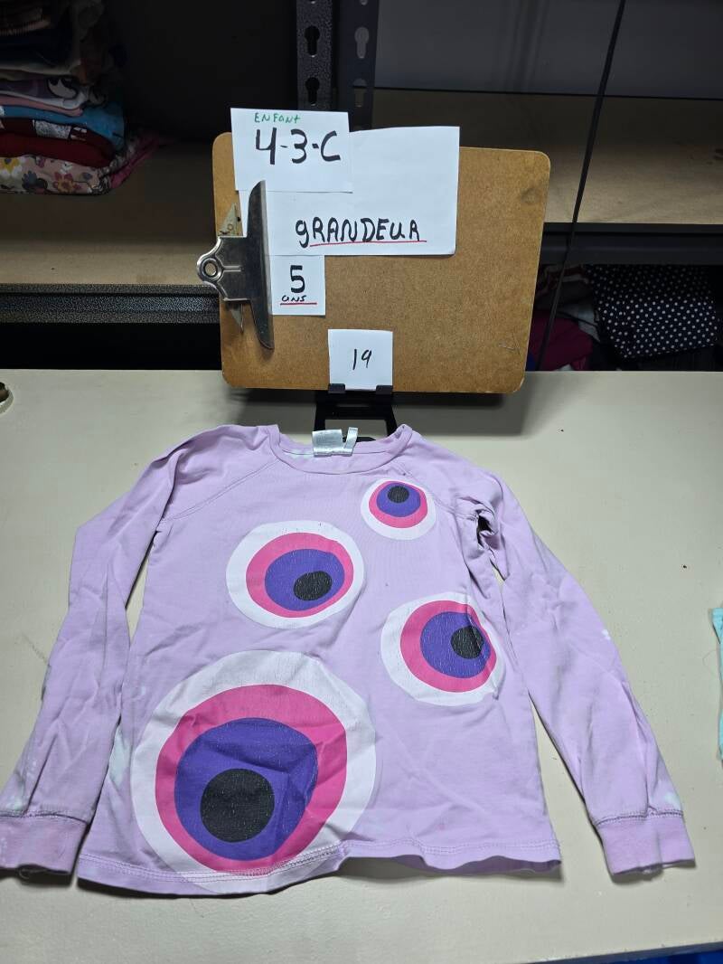 4-3-C 19  Enfant 5 Chandail
