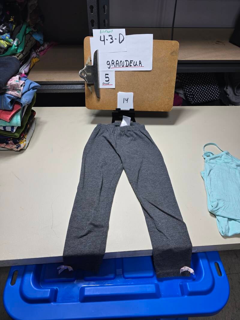 4-3-D 14  Enfant 5 Pantalon