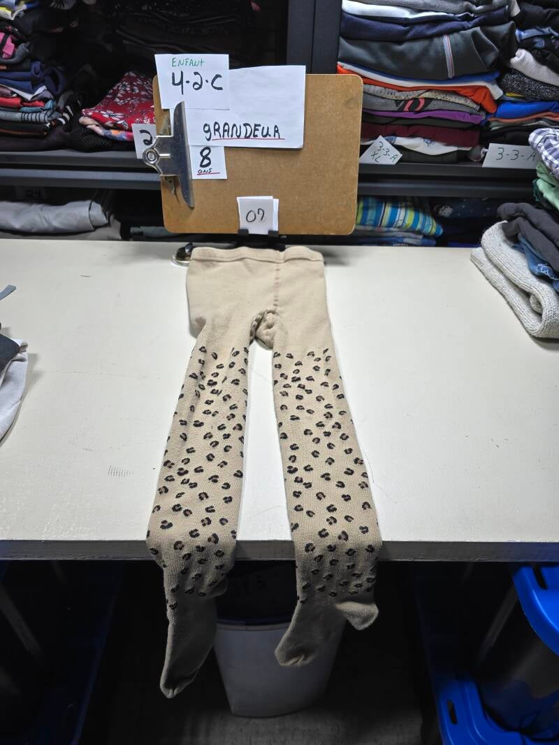 4-2-C 7  Enfant 8 Pantalon