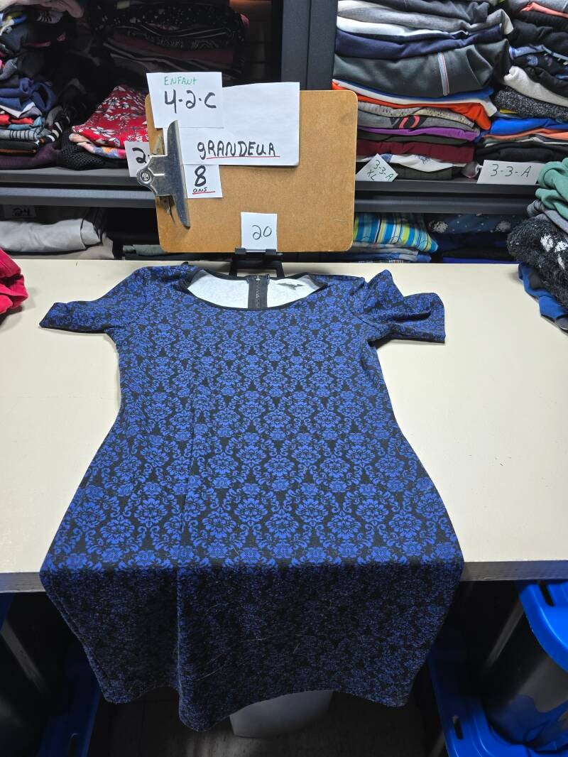 4-2-C 20  Enfant 8 Chandail