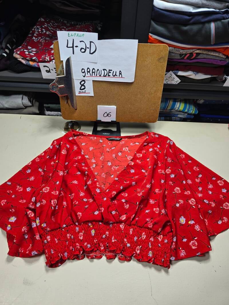 4-2-D 6  Enfant 8 Chandail