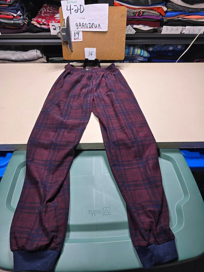 4-2-D 16  Enfant 14 Pantalon