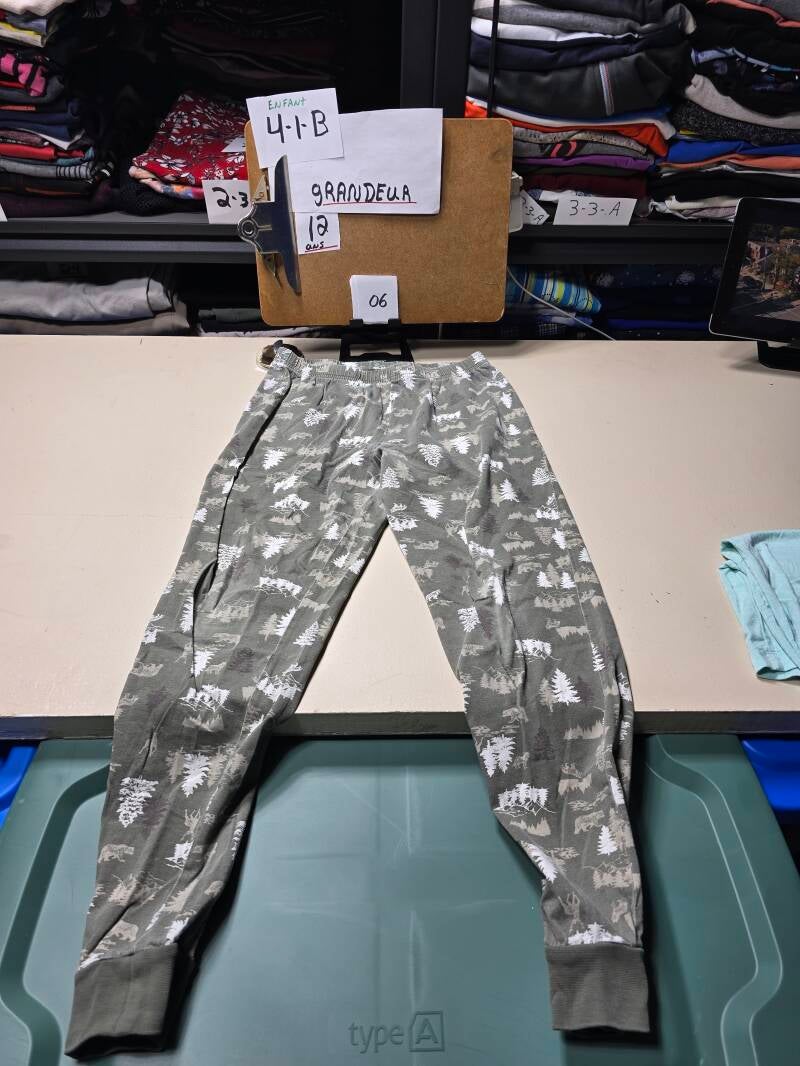 4-1-B 6 Enfant 12 Pantalon
