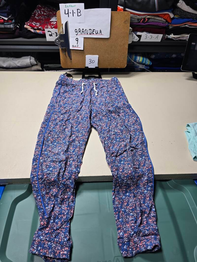4-1-B 30  Enfant 9 Pantalon