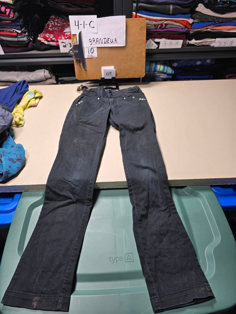4-1-C 7  Enfant 10 Pantalon