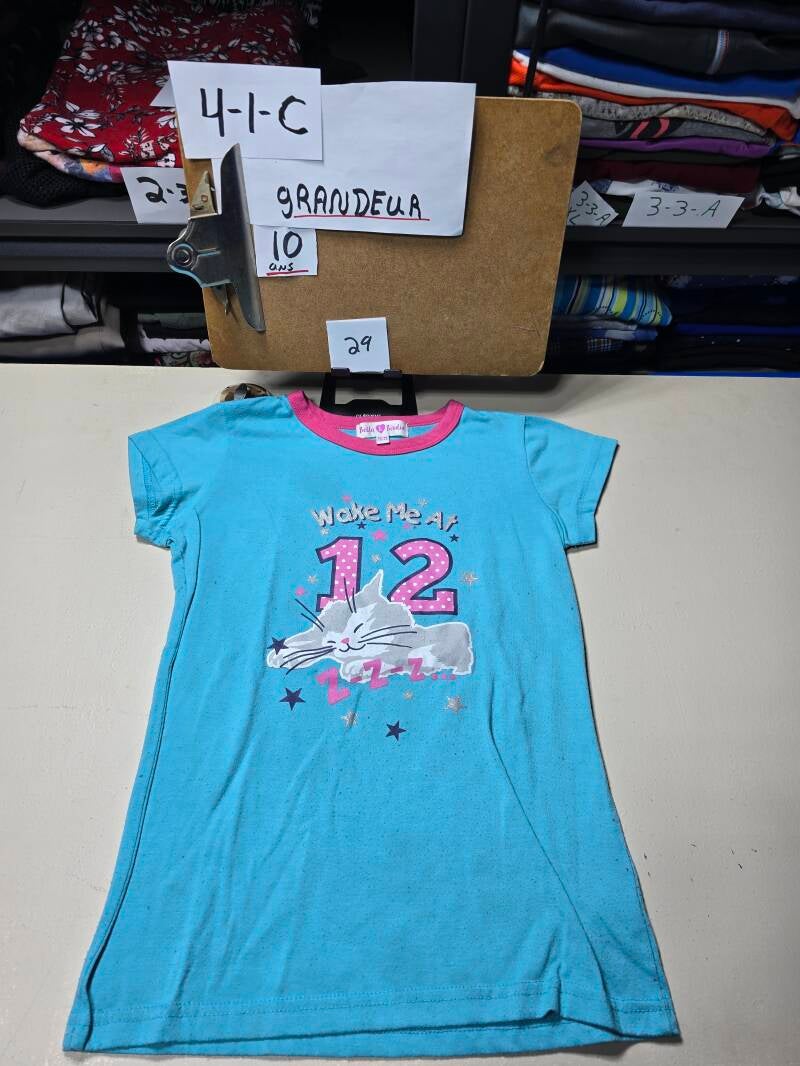4-1-C 29  Enfant 10 Chandail