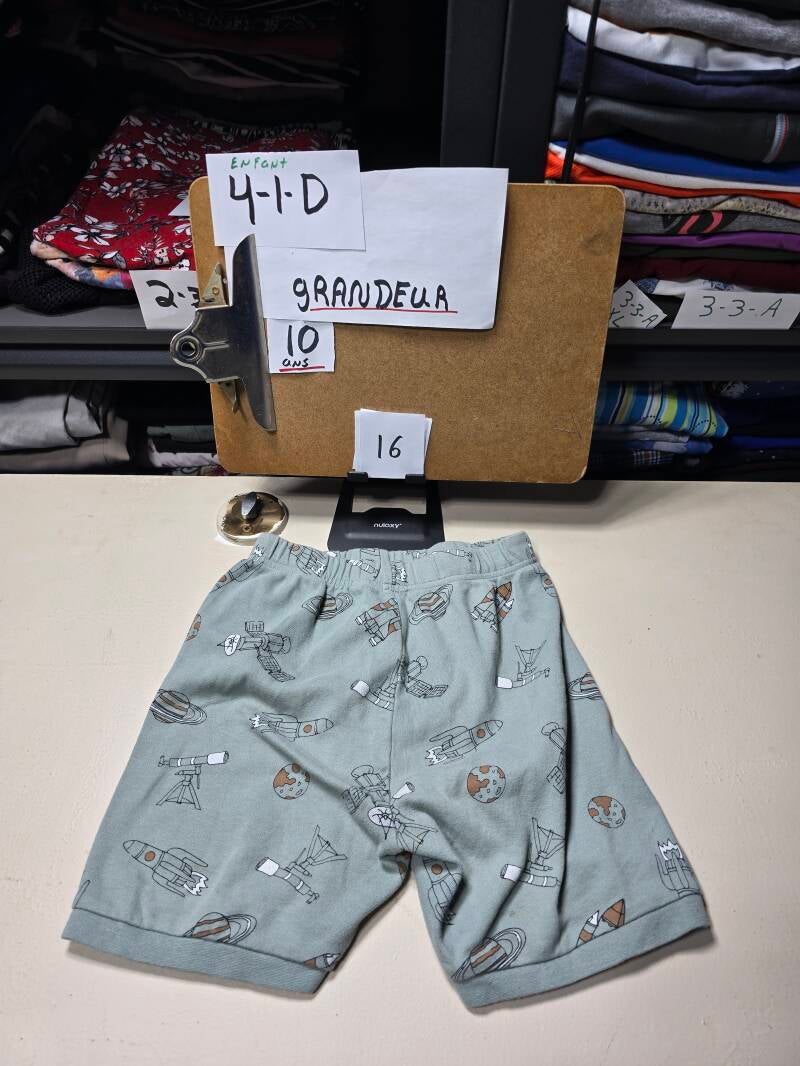 4-1-D 16  Enfant 10 Pantalon