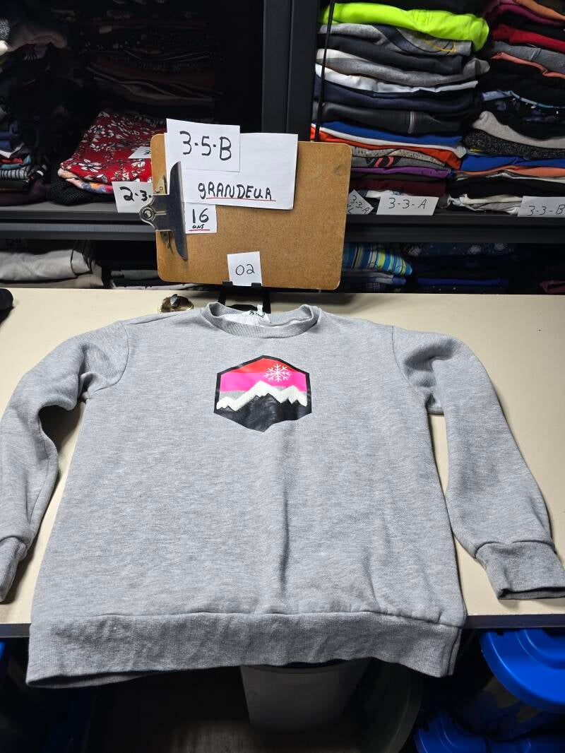 3-5-B 2 enfant 16 Chandail