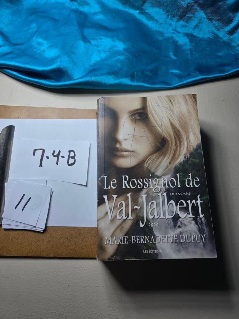 7-4-B 11 Livre a