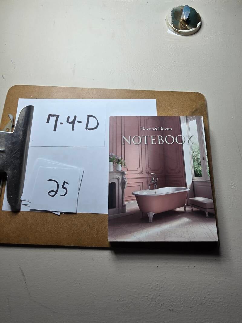 7-4-D 25 Livre a