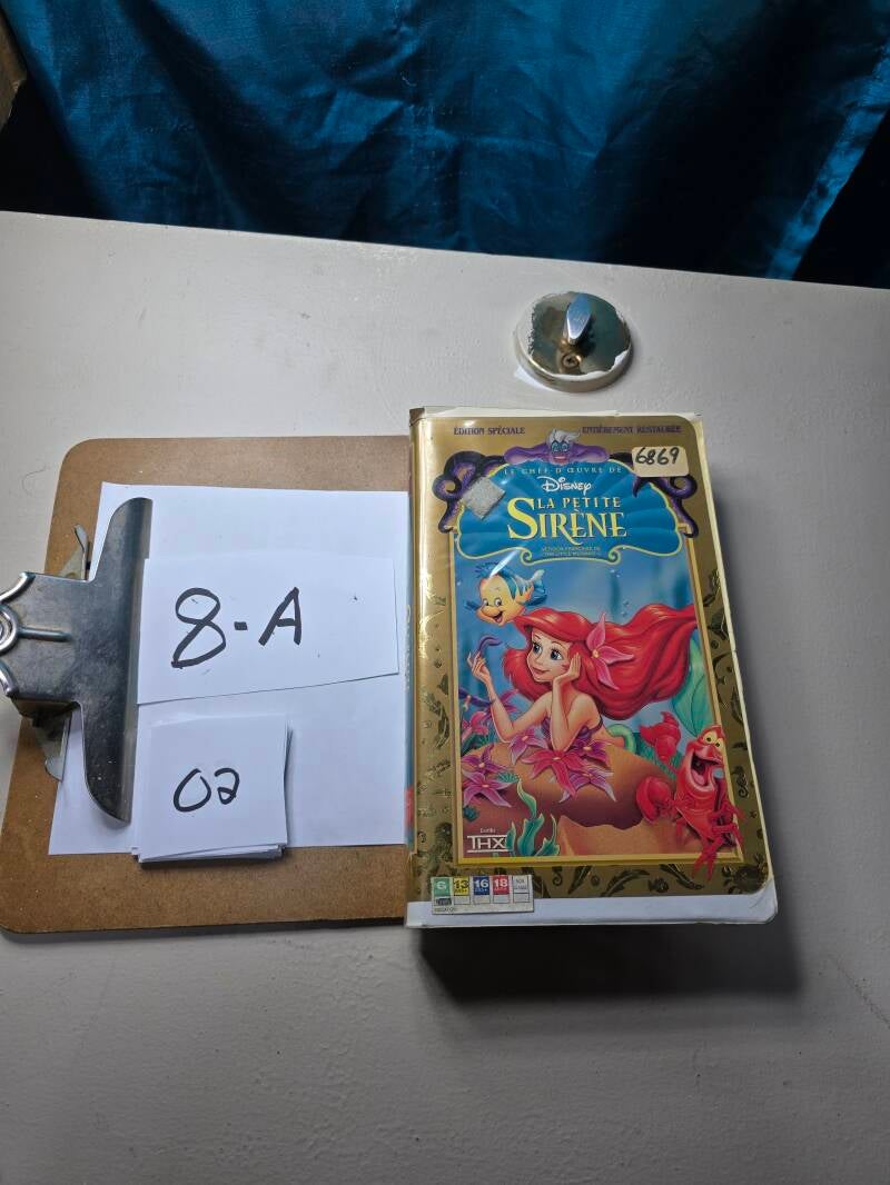 8A 2 audio vhs E