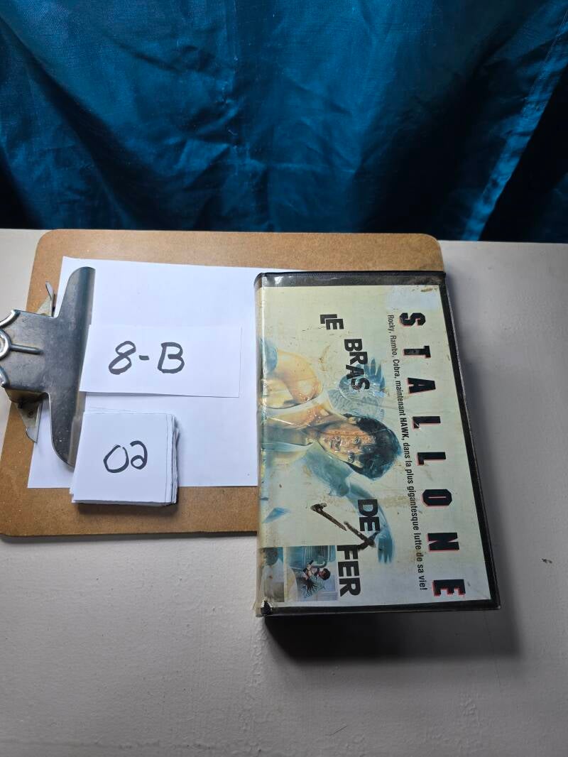 8B 2 audio vhs a