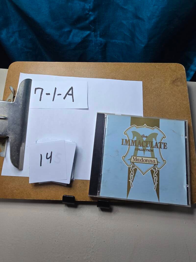 7-1-A 14 audio CD