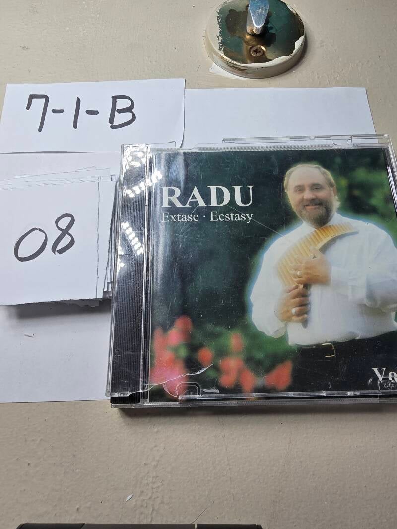 7-1-B 8 audio CD