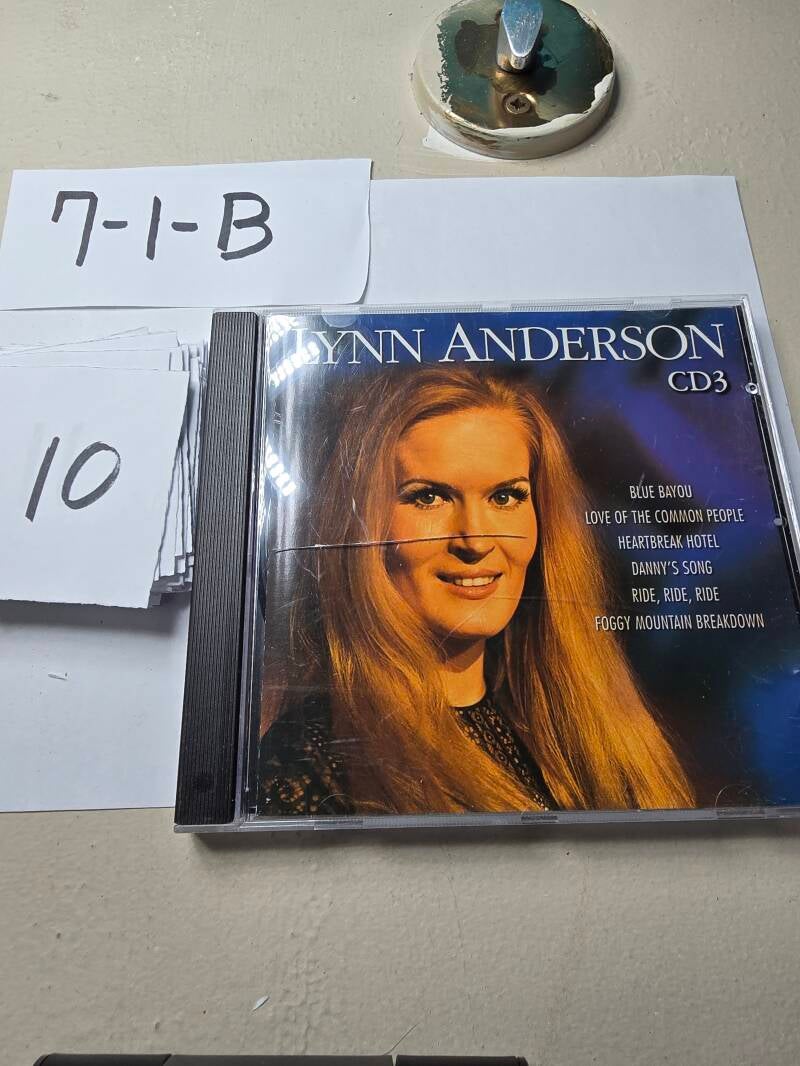 7-1-B 10 audio CD