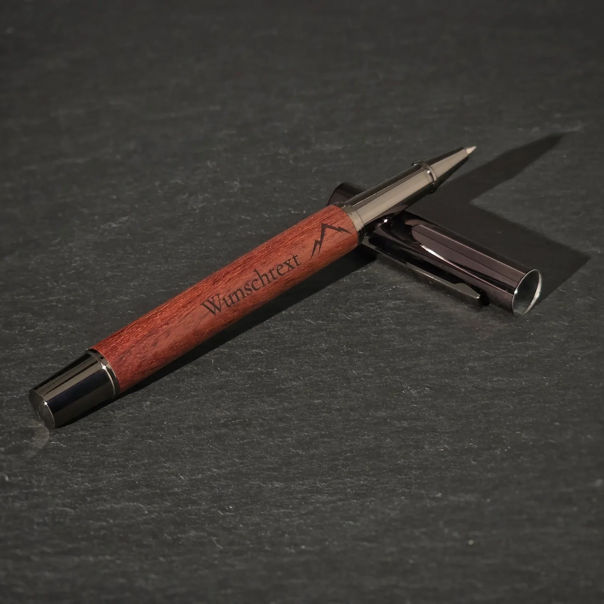 NORVIQ Wood Pen Personal Edition – Kugelschreiber aus Walnussholz mit Gravur