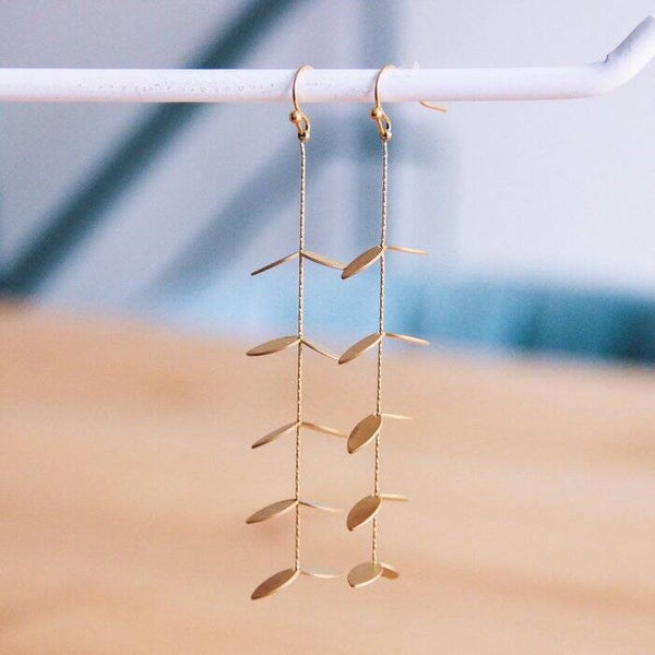 Leaf Dangle Oorbellen – Edelstaal