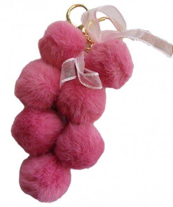🍇 Bag Charm – Fluffy Grapes Pink