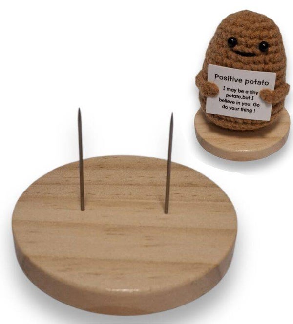 🪵 Houten Staandertje met Pinnetjes – voor haakwerkjes & mini decoraties