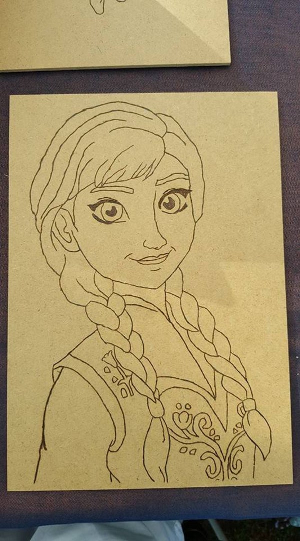 Anna van Frozen gebrand