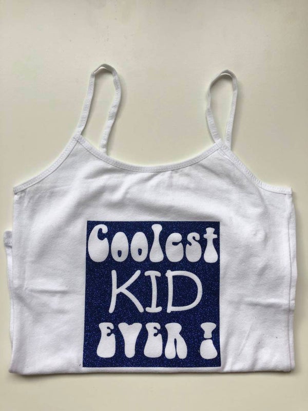 witte hemd met spagetti bandjes met witte tekst en glitter