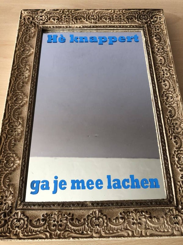 goud/bruine spiegel met sticker tekst