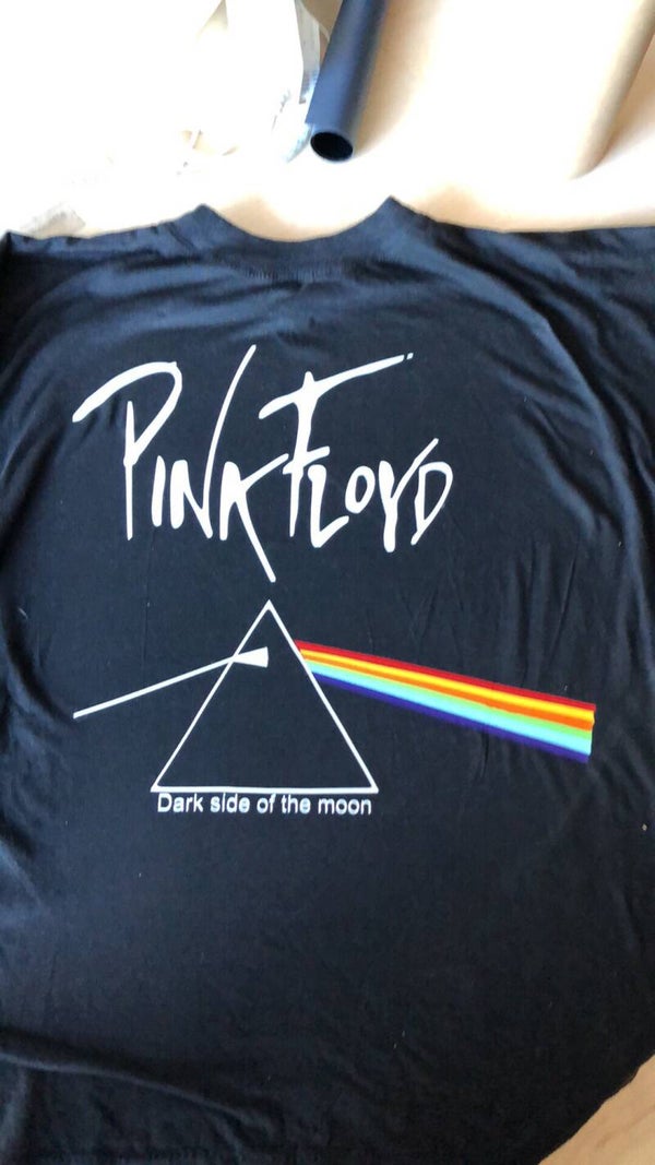 Pink Floyd shirt