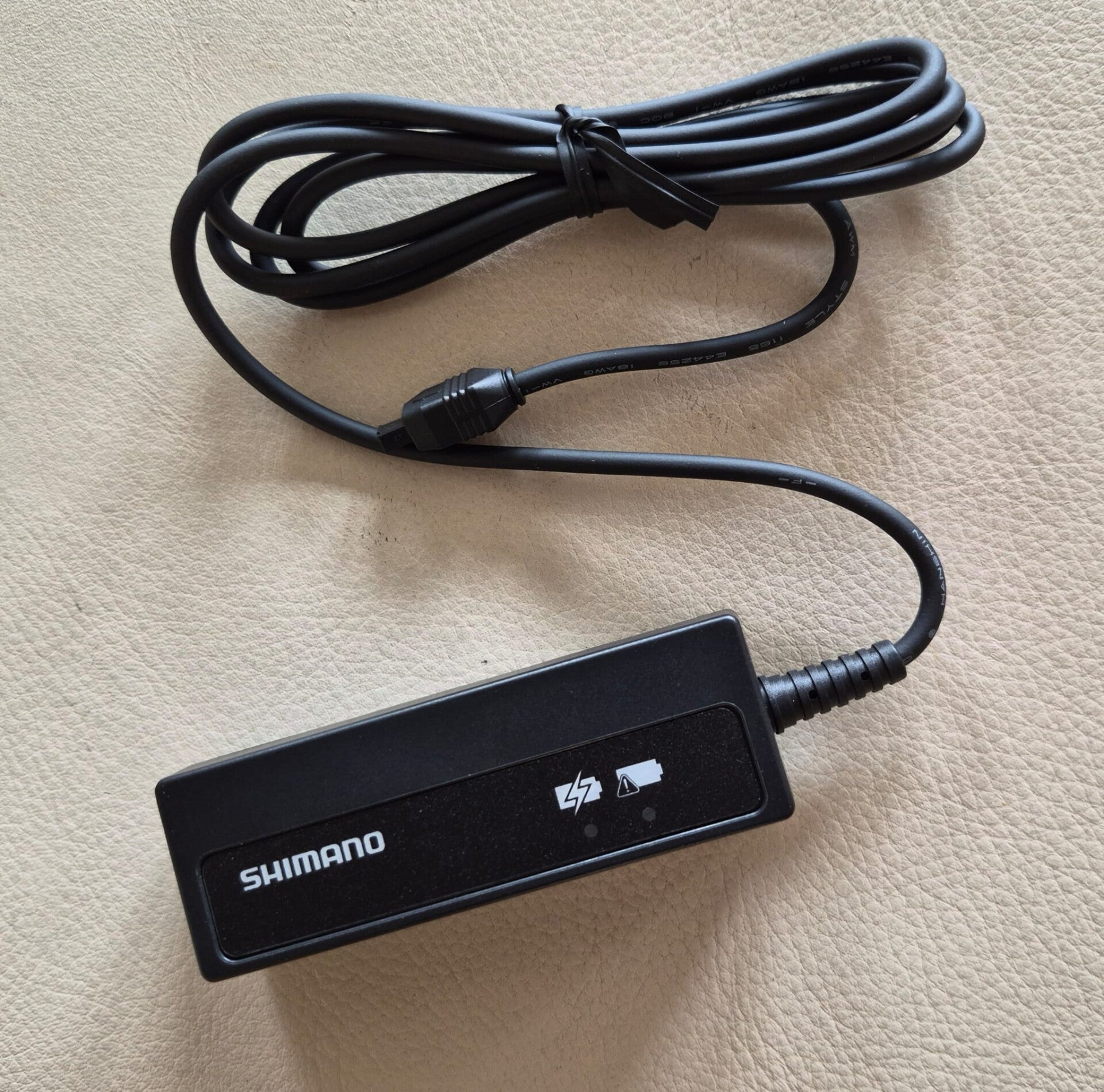 SHIMANO PC linkage device / charger