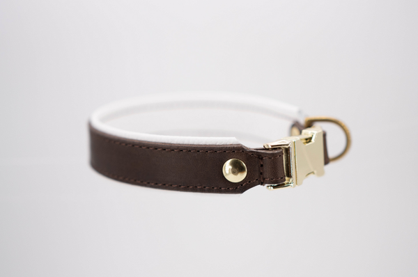 Fettleder Halsband - braun/weiss - MESSING