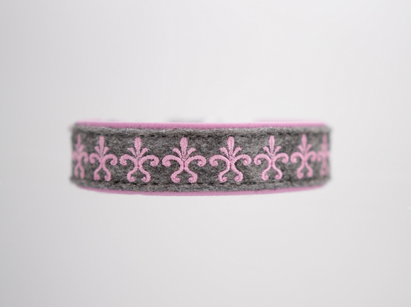 FLEUR DE LYS - grauer Wollfilz