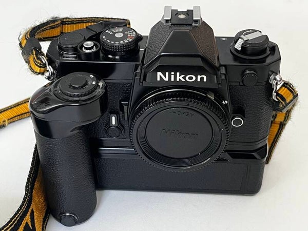 Nikon FM kamerahus med MD12 motor