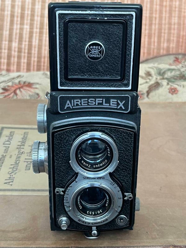 Aires Airesflex med Zuiko-optik