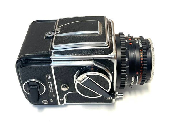 Hasselblad 500C med Planar 80/2.8 och A12 mag