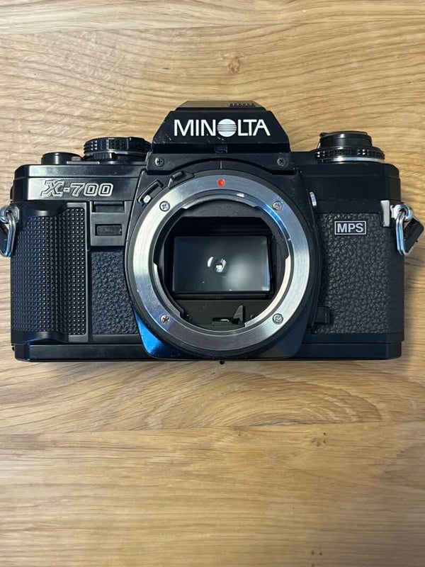 Minolta X-700 kamerahus
