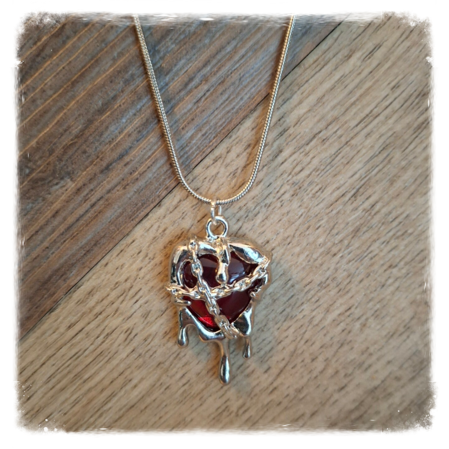 Zilverkleurige ketting met Melting Heart