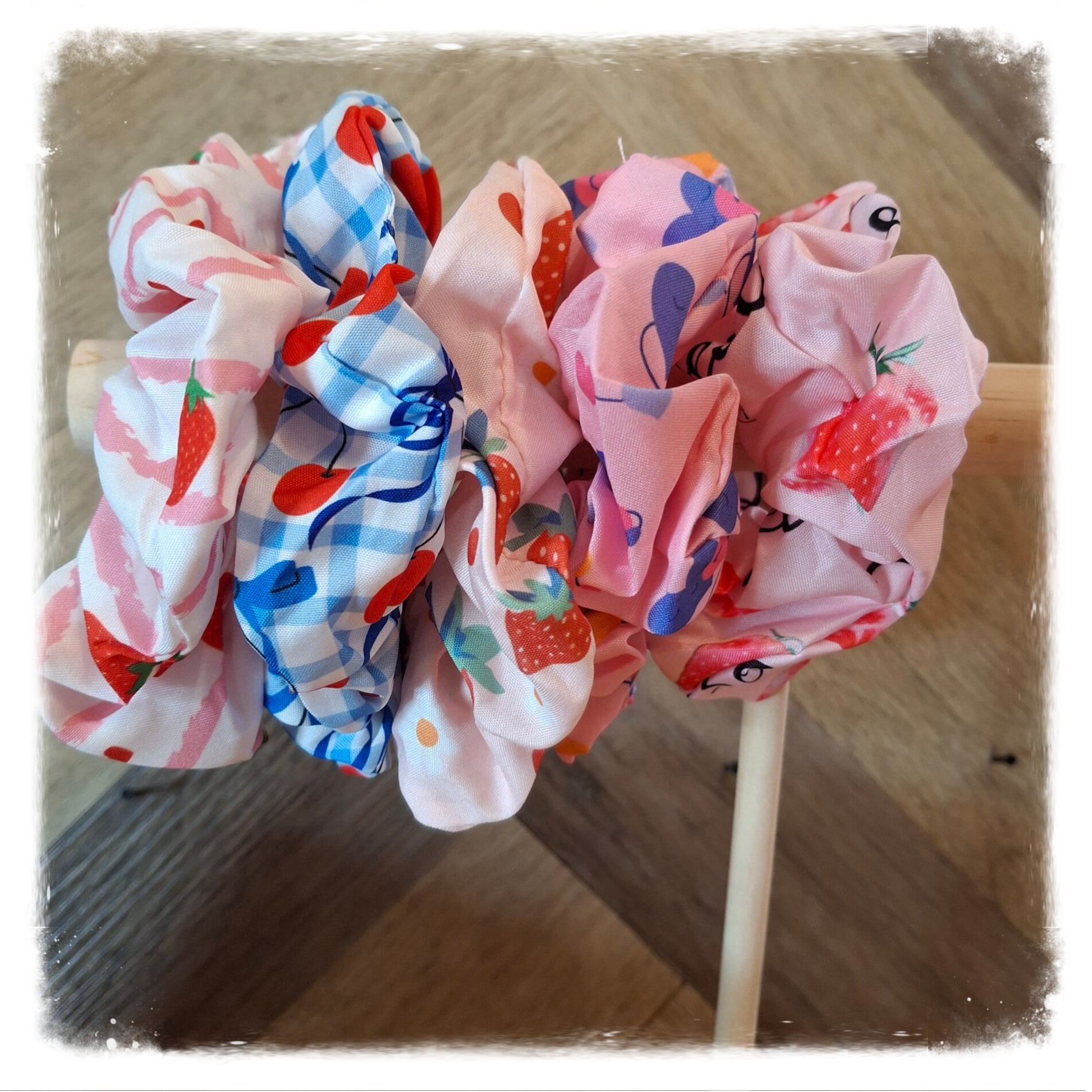 Vrolijke Fruit & Fun Scrunchies Set (5 Stuks)