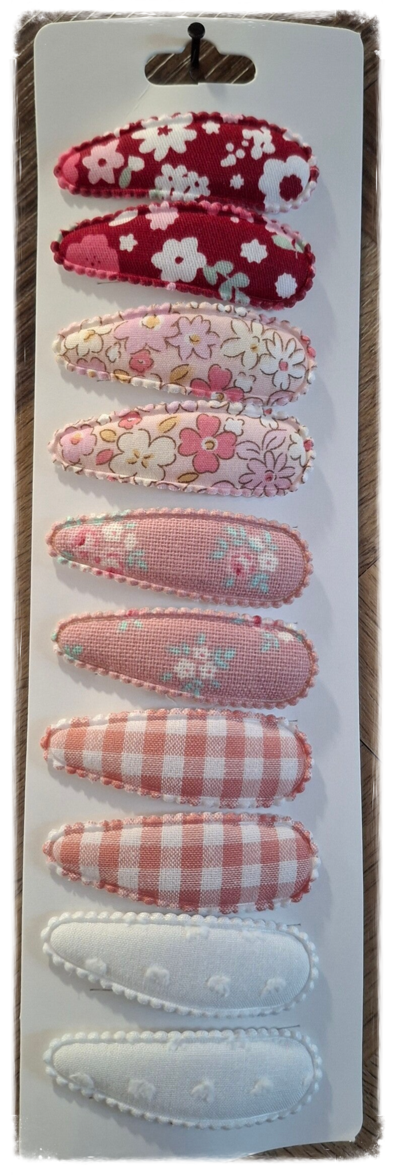 Set van 10 handgemaakte stoffen haarklemmetjes