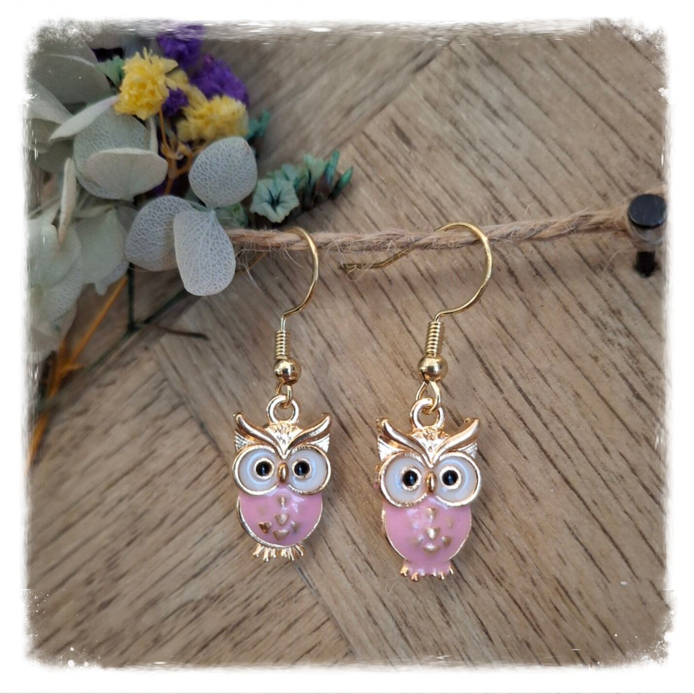 Goldplated roze uiltjes
