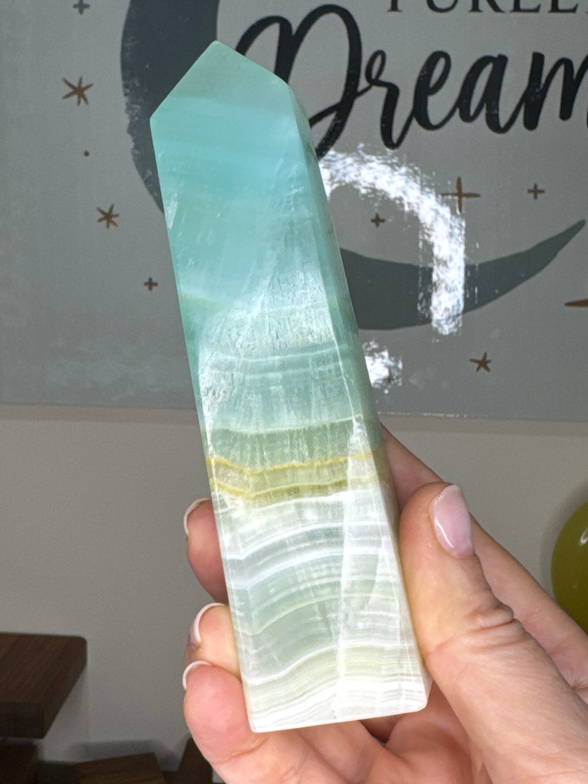 Picasso Calcite Tower fy37