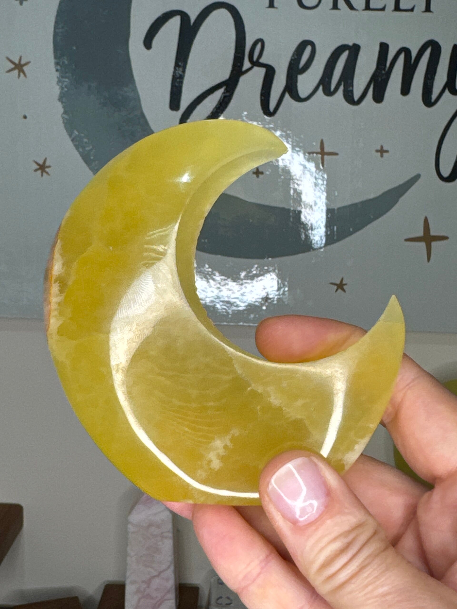 Lemon Calcite Moon fy37