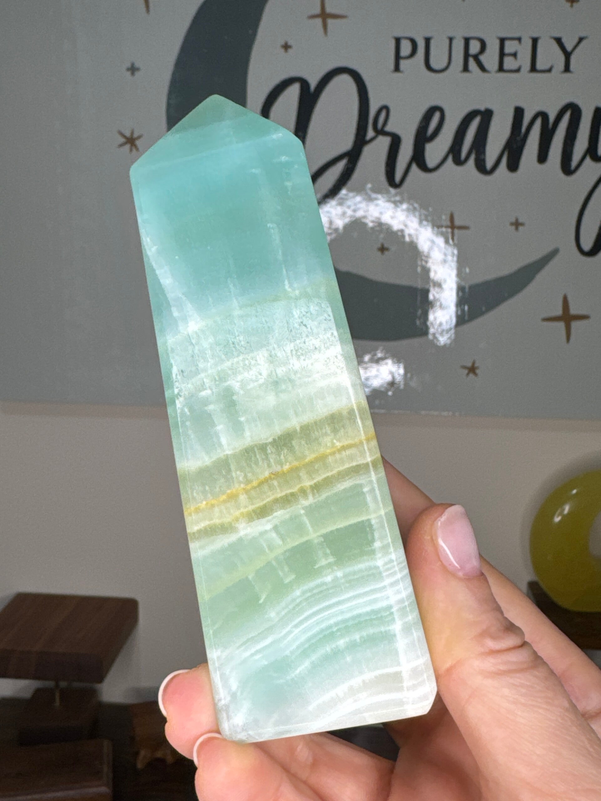 Picasso Calcite Tower fy36