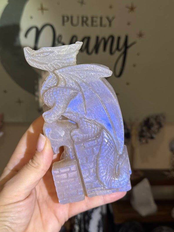 HQ Moonstone Dragon cy63